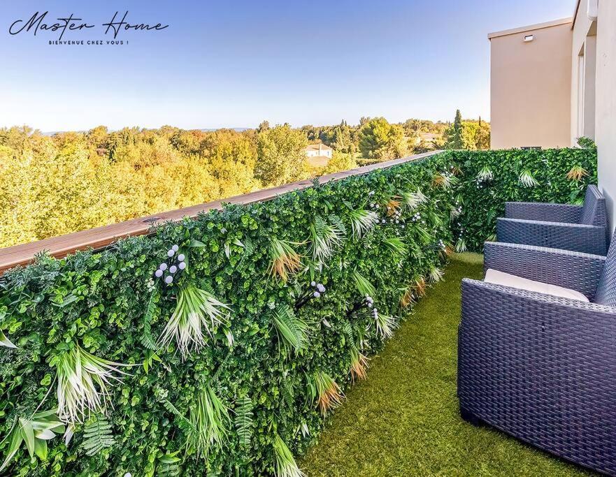 Gout De Luxe A Narbonne T3 Climatise, Spa, Parking Exteriör bild
